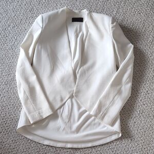 Elegant White Blazer
